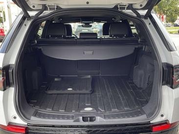Land Rover Discovery Sport D200 Dynamic SE — photo 16