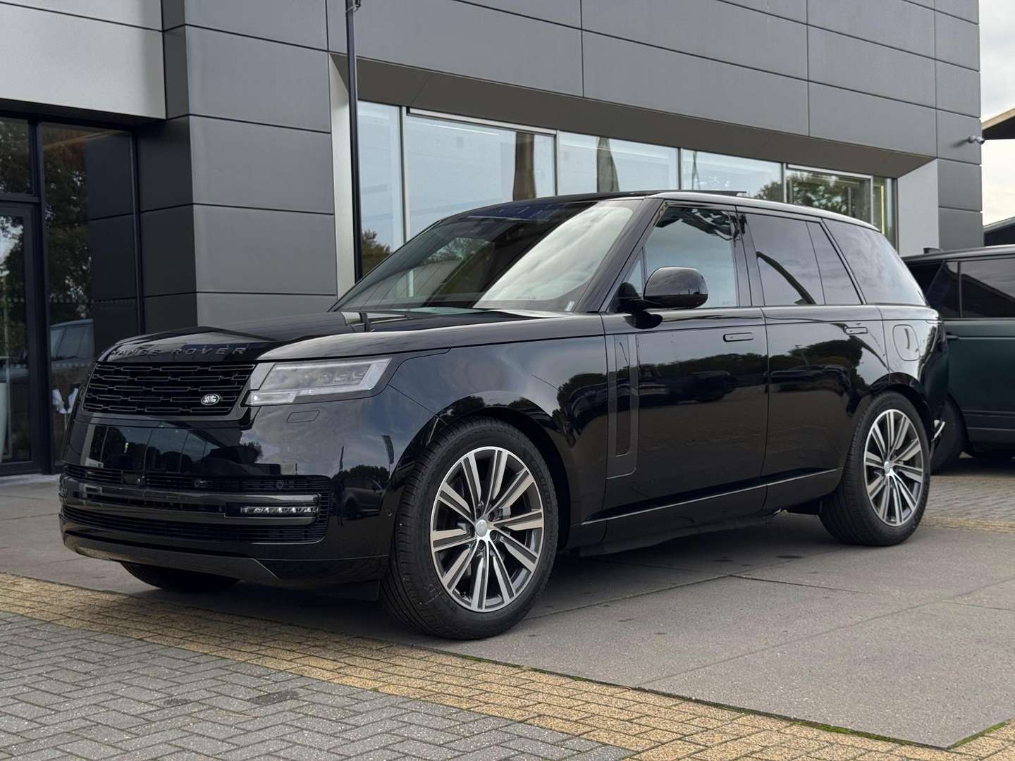 Land Rover Range Rover SE P460e - 2025 - Joinsteer - #3