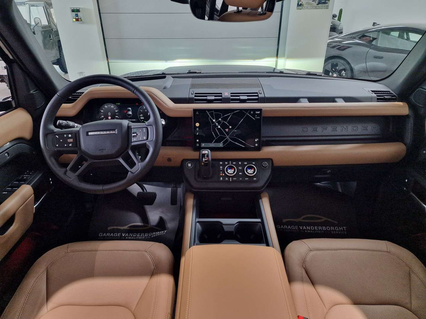 Land Rover Defender X-Dynamic HSE P300e - 2025 - Joinsteer - #5