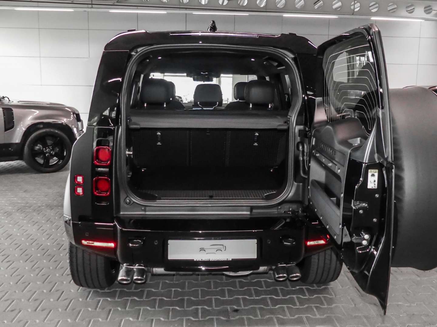 Land Rover Defender 110 X-Dynamic HSE P425 - 2025 - Joinsteer - #19