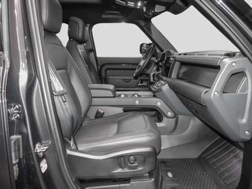 Land Rover Defender 110 X-Dynamic SE D250 — photo 2