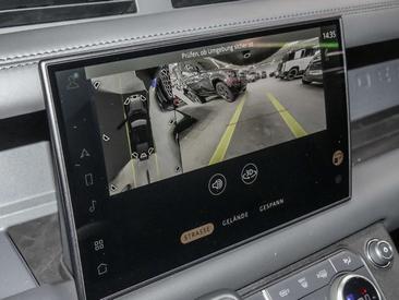 Land Rover Defender 110 X-Dynamic SE D250 — photo 10