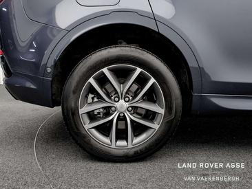 Land Rover Discovery Sport P300e S — photo 10