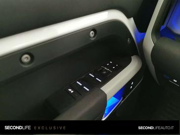 Land Rover Defender 110 D200 SE — photo 27