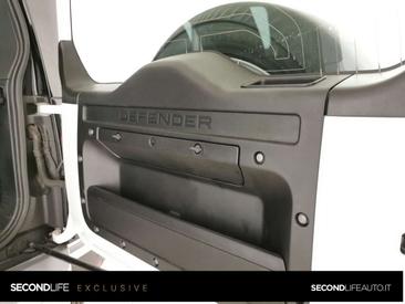 Land Rover Defender 110 D200 SE — photo 37