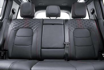 Land Rover Defender Urban V8 — photo 10