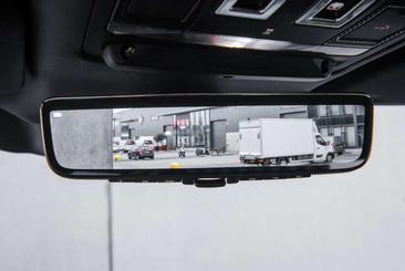 Land Rover Defender Urban V8 — photo 24