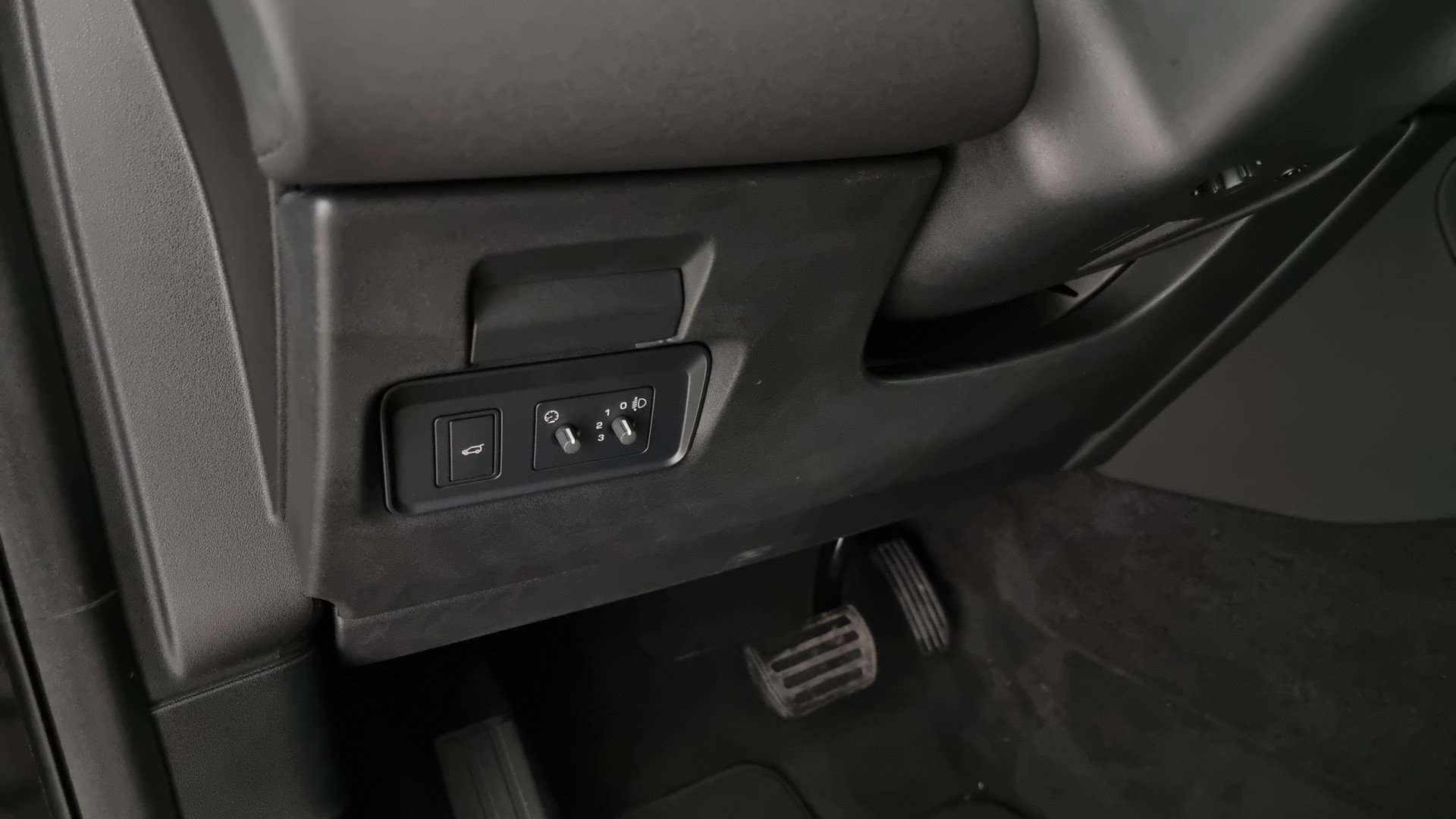 Land Rover Discovery Sport S TD4 - 2024 - Joinsteer - #23