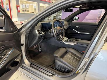 BMW Série 3 Touring 330e XDrive — photo 16