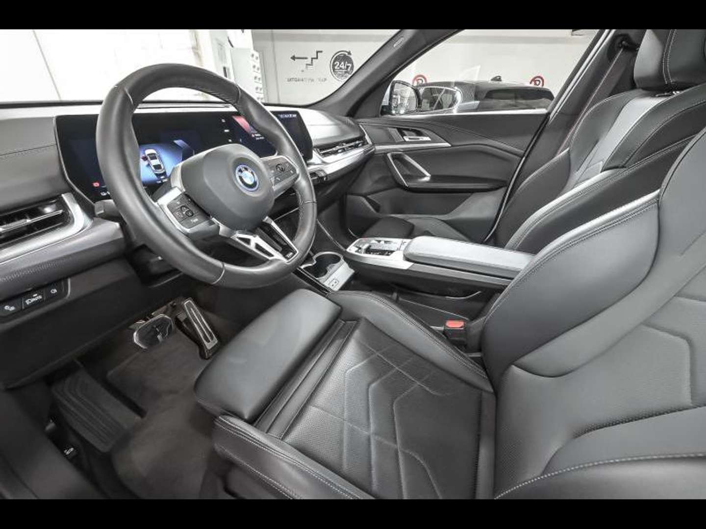 BMW IX2 XDrive30 - 2025 - Joinsteer - #2