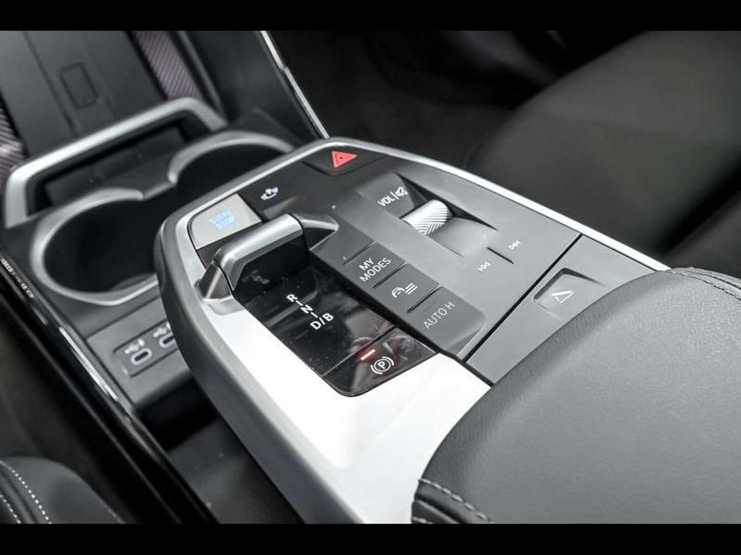 BMW IX2 XDrive30 - 2025 - Joinsteer - #6