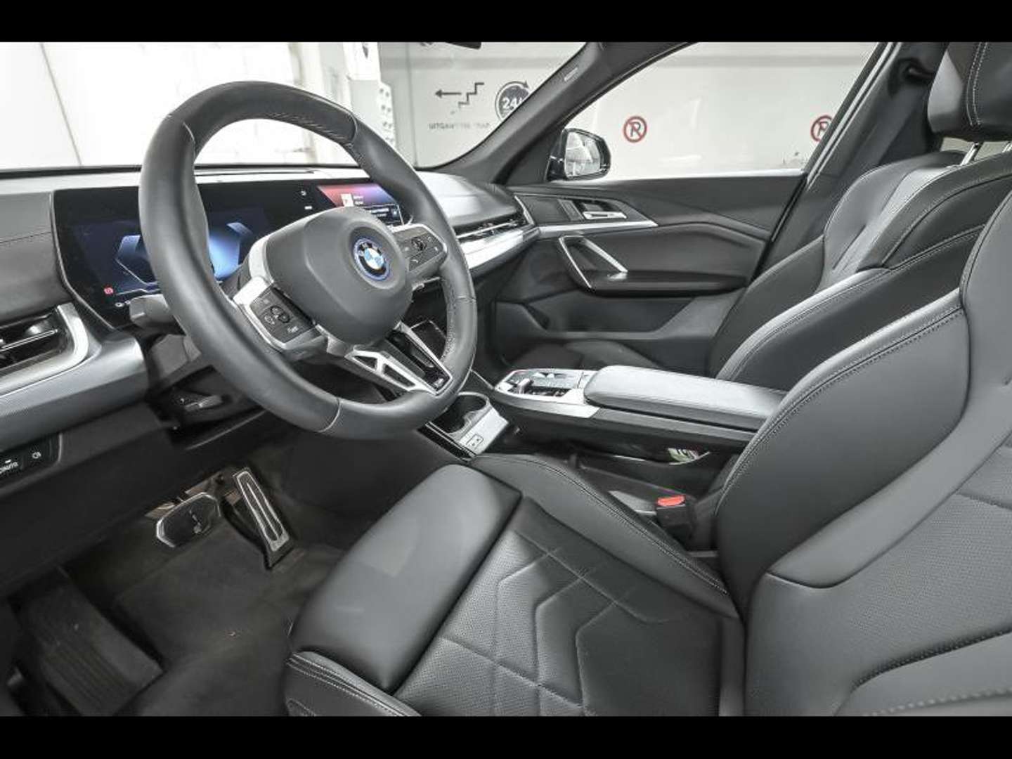 BMW IX2 EDrive20 - 2024 - Joinsteer - #2