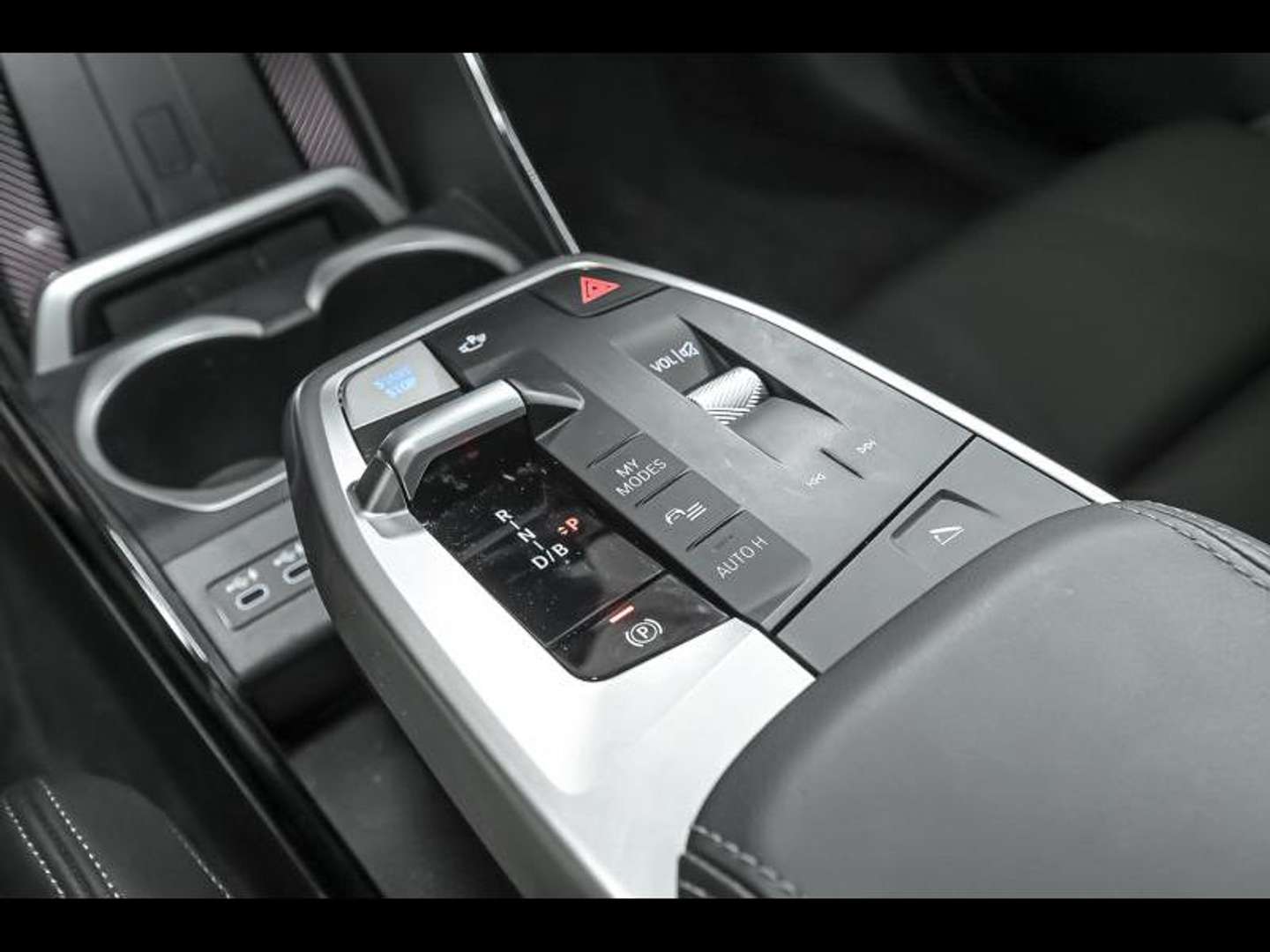 BMW IX2 EDrive20 - 2024 - Joinsteer - #6