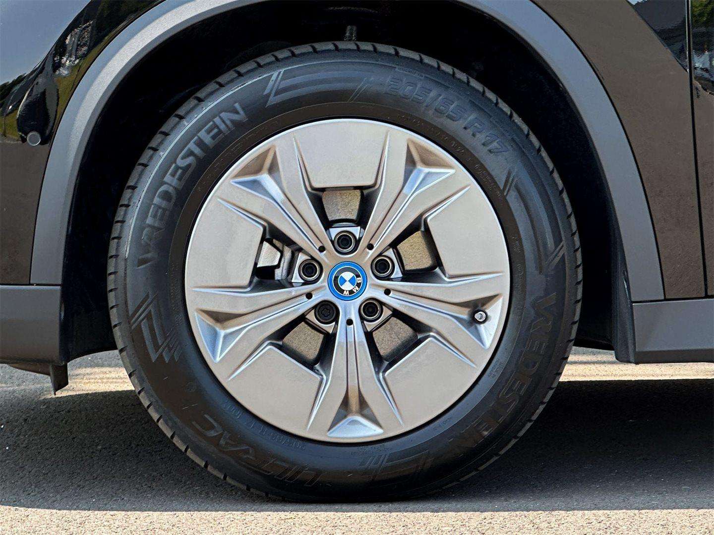 BMW IX1 EDrive20 - 2024 - Joinsteer - #6