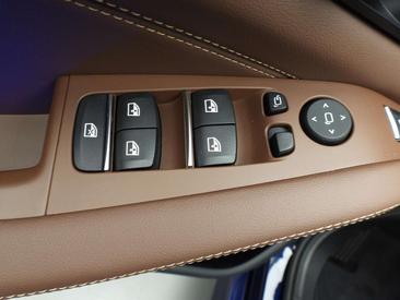 BMW X5 M Sport XDrive40d — photo 32