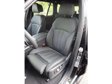 BMW X5 M-Pro XDrive30d — photo 11