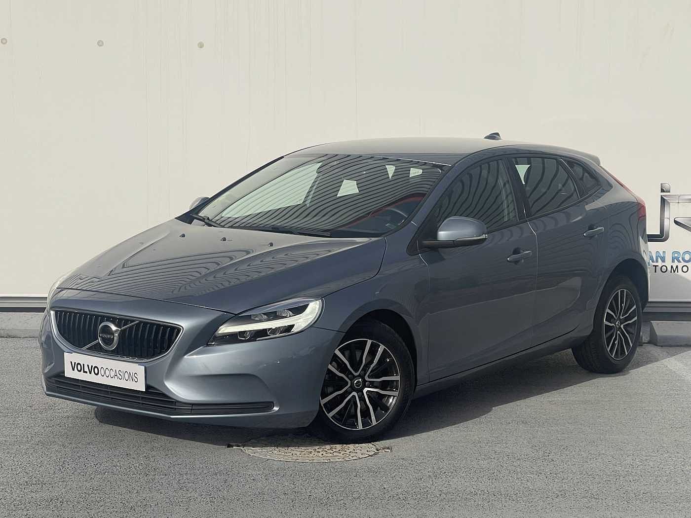 Volvo V40 Momentum D2 - 2018 - Joinsteer - #1