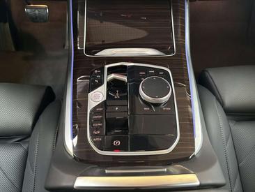 BMW X5 M Sport XDrive40d — photo 11