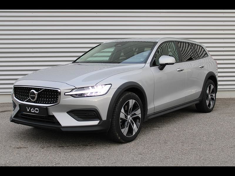 Volvo V60 Cross Country Plus B4 - 2022 - Joinsteer - #1