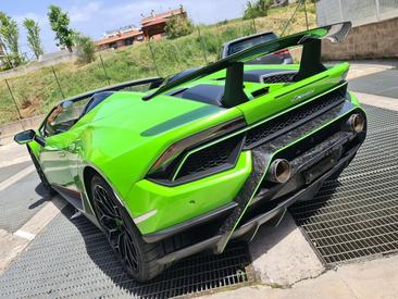 Lamborghini Huracán Performante Spyder — photo 4