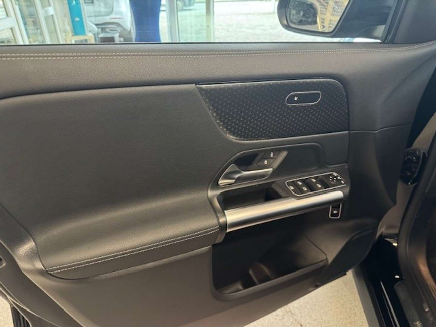 Mercedes GLA 200 - 2024 - Joinsteer - #6