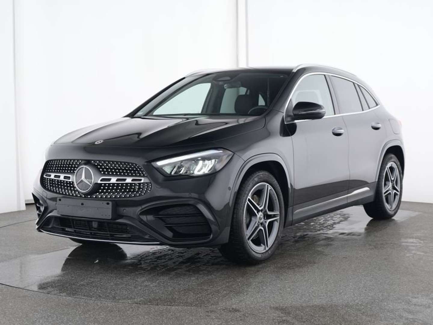 Mercedes GLA 200 AMG Line - 2024 - Joinsteer - #1