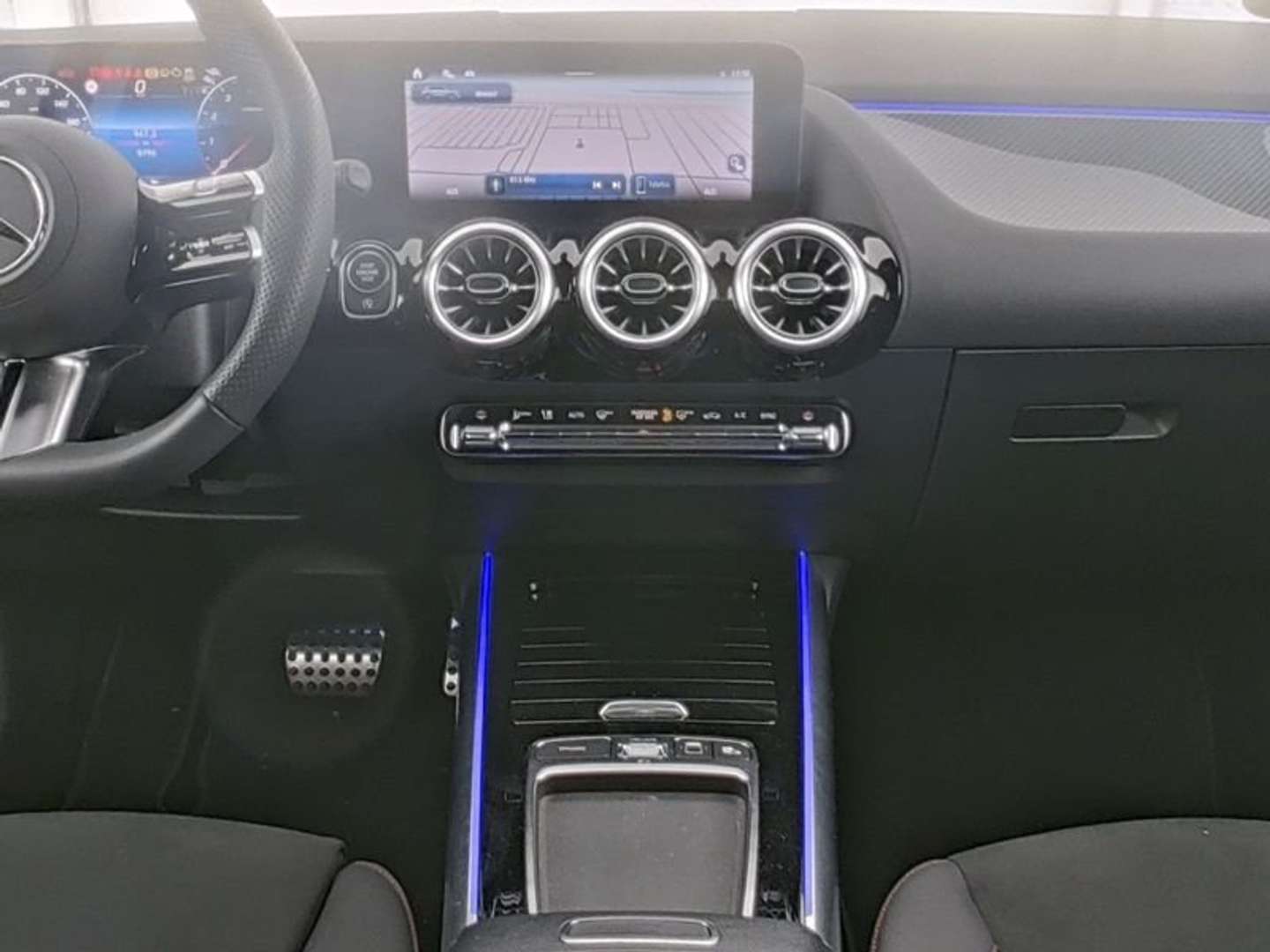 Mercedes GLA 200 AMG Line - 2024 - Joinsteer - #4