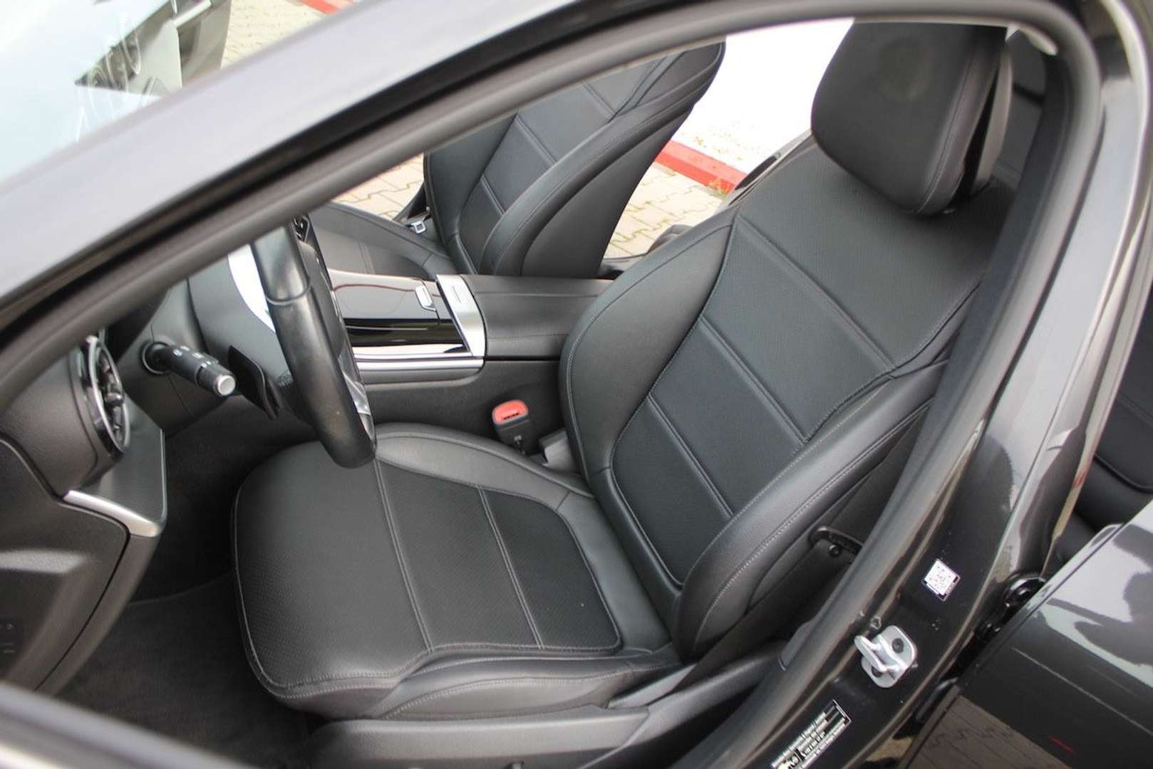 Mercedes Classe C 300 Avantgarde Line - 2023 - Joinsteer - #6