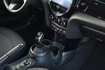 Mini Cooper Essence — photo 6