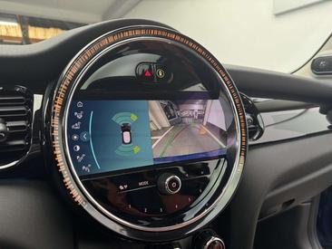 Mini Cooper Essence — photo 15