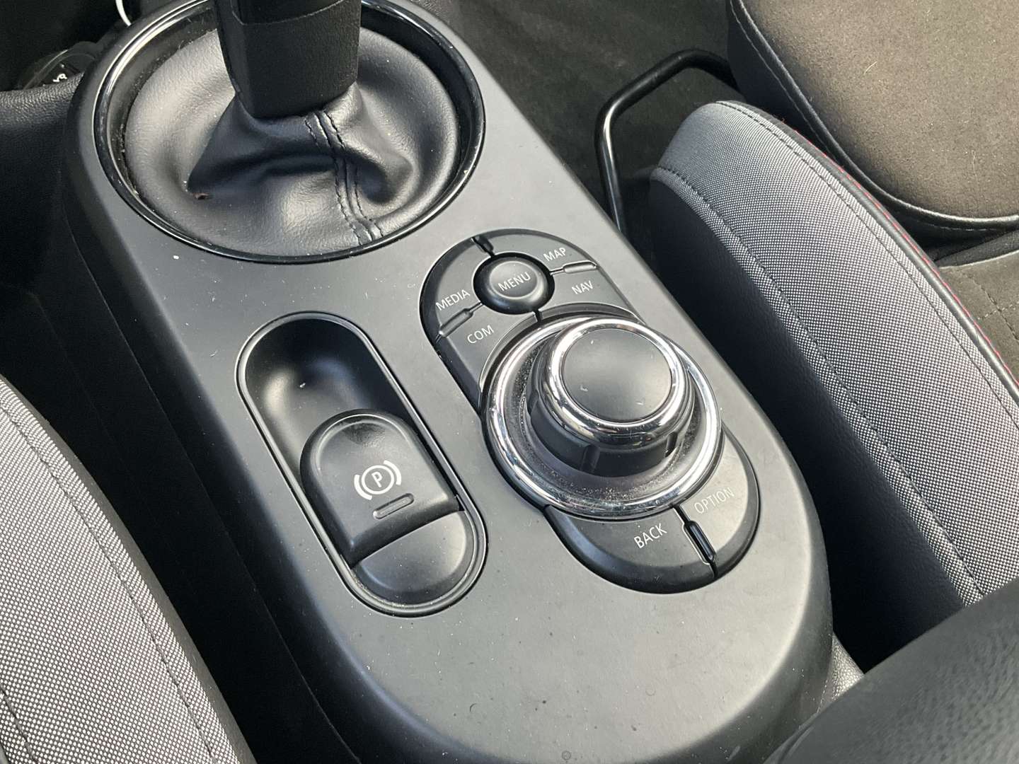 Mini Cabrio John Cooper Works - 2021 - Joinsteer - #28