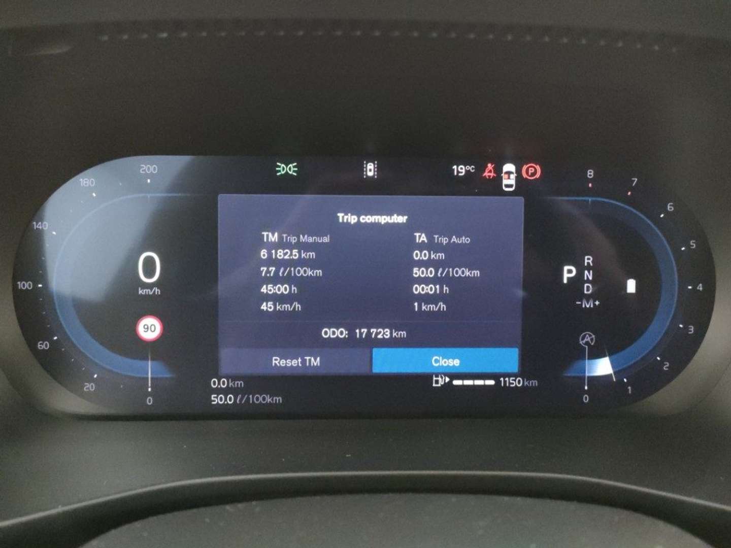 Volvo XC40 B3 Core - 2025 - Joinsteer - #12