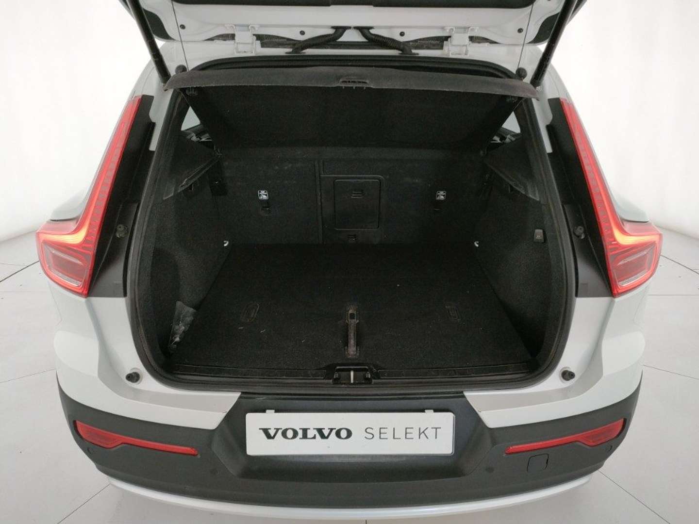 Volvo XC40 B3 Core - 2025 - Joinsteer - #28