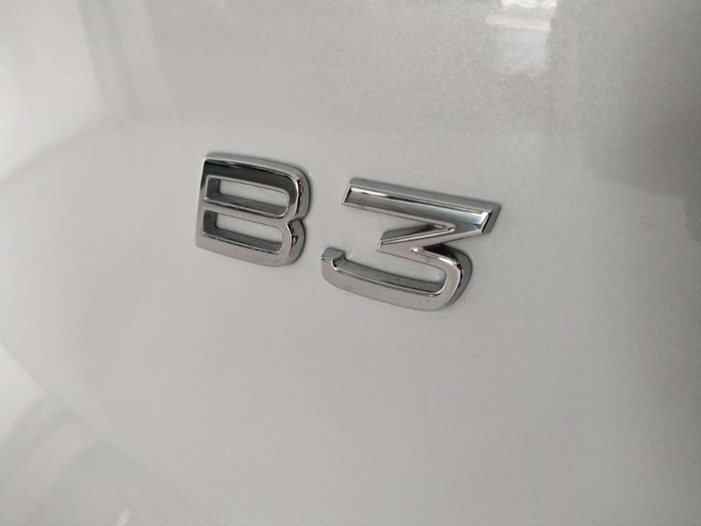 Volvo XC40 B3 Core - 2025 - Joinsteer - #29