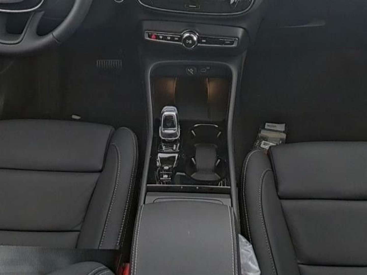 Volvo XC40 Plus - 2025 - Joinsteer - #11