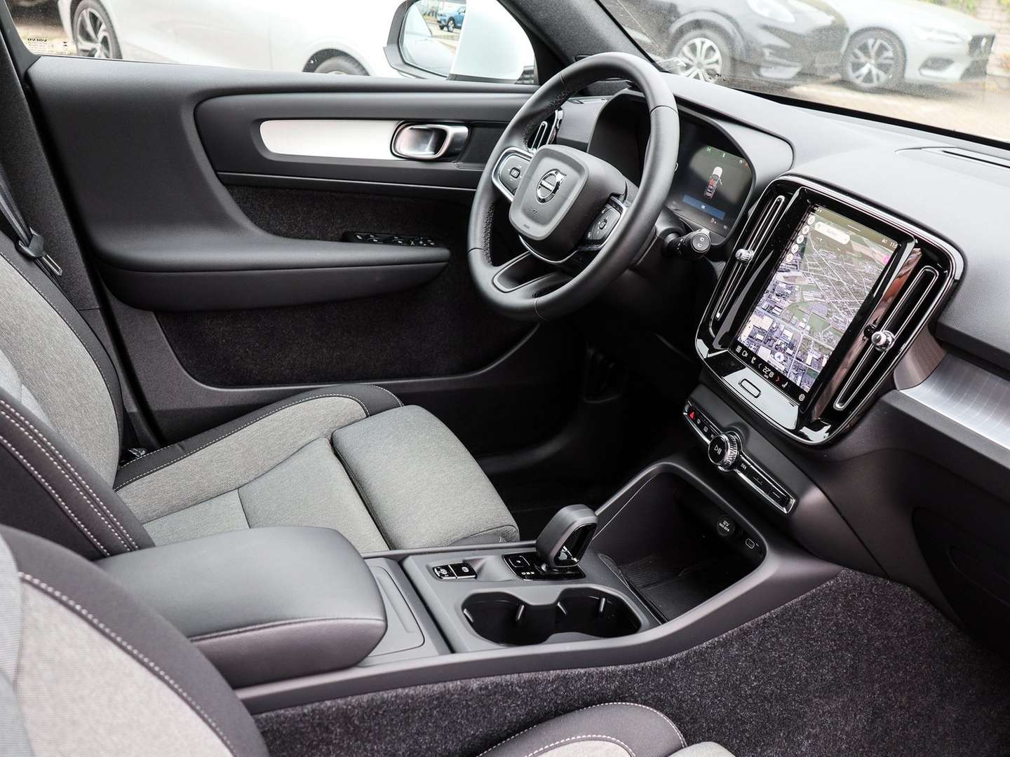 Volvo XC40 B3 Core - 2024 - Joinsteer - #3