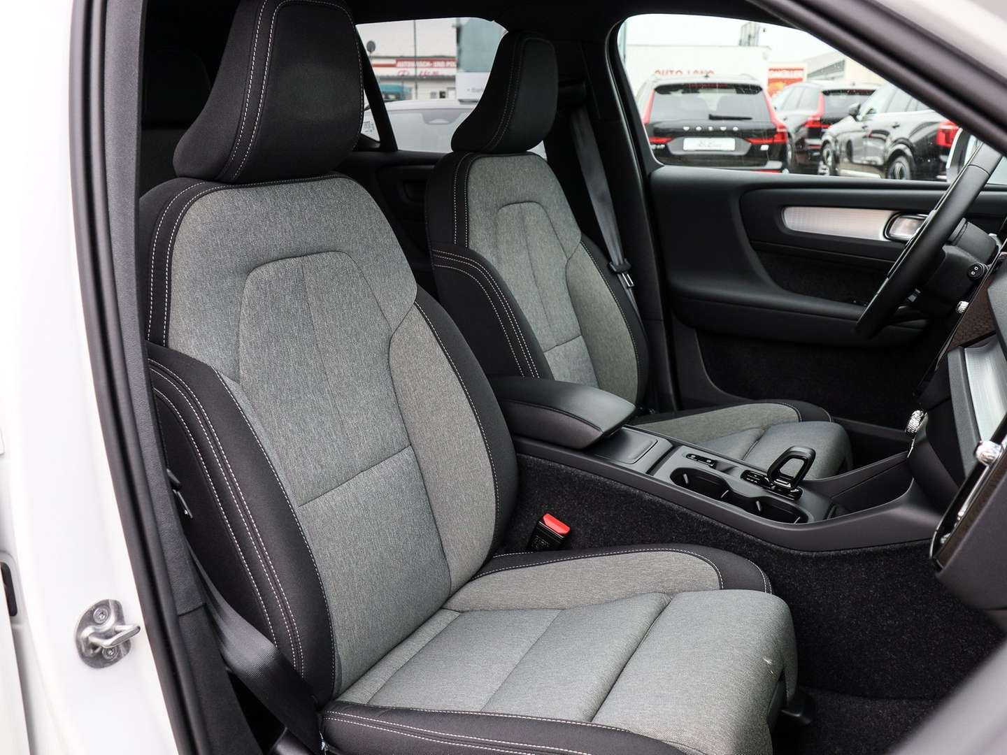 Volvo XC40 B3 Core - 2024 - Joinsteer - #6