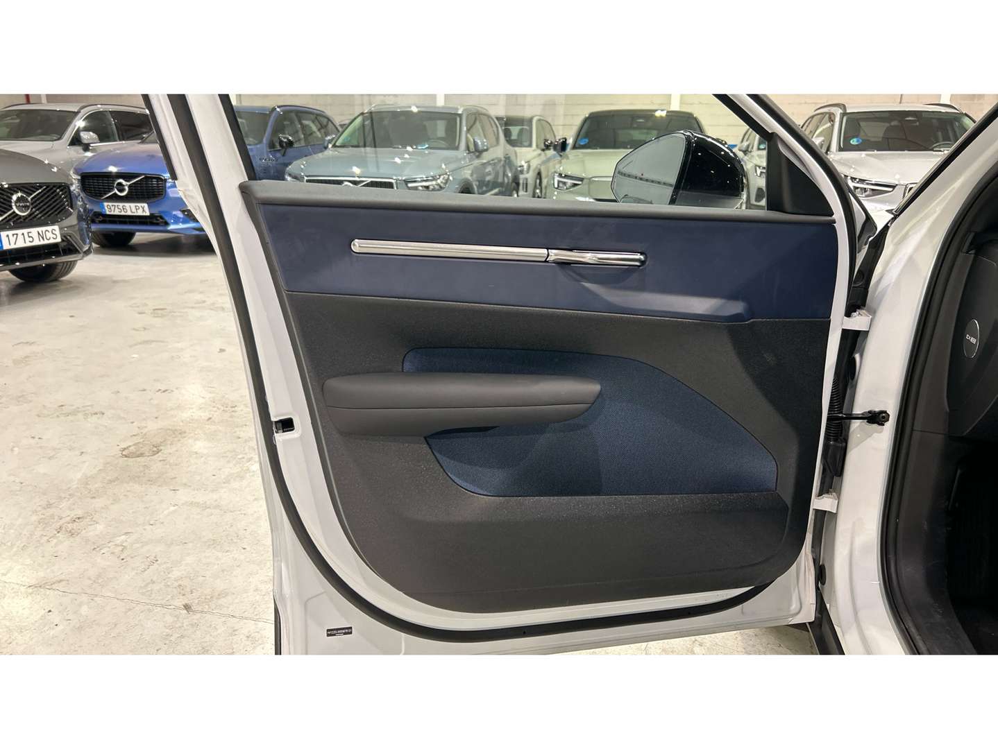 Volvo EX30 Plus Single Extended Range - 2024 - Joinsteer - #25