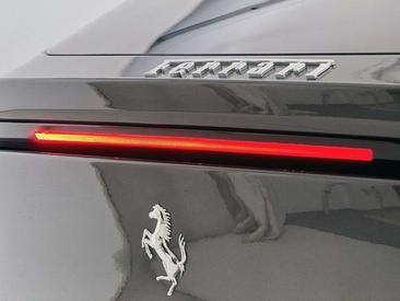 Ferrari Purosangue — photo 11