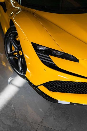 Ferrari SF90 Stradale — photo 2