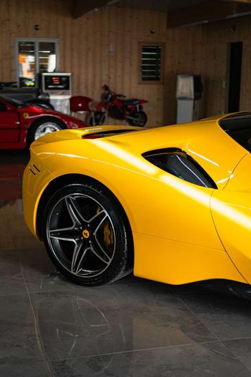 Ferrari SF90 Stradale — photo 11