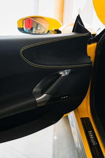 Ferrari SF90 Stradale — photo 15