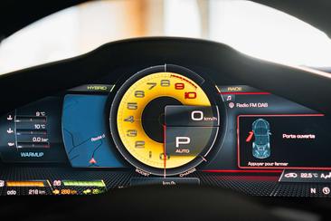 Ferrari SF90 Stradale — photo 19