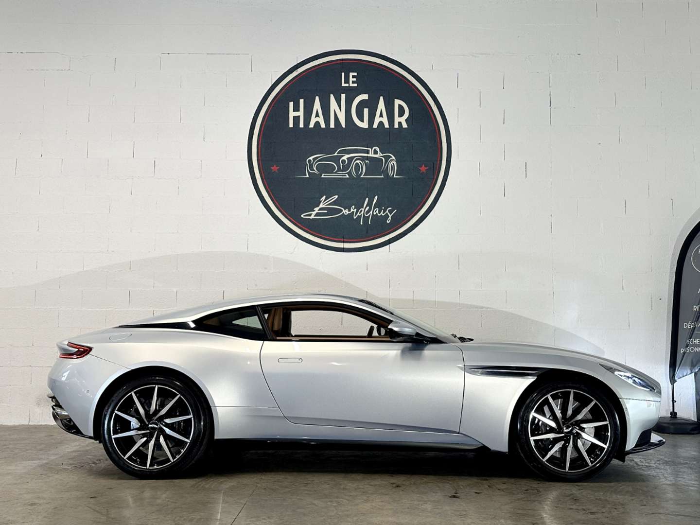 Aston Martin DB11 Coupé V8 4.0 510ch BVA8 - 2019 - Joinsteer - #2