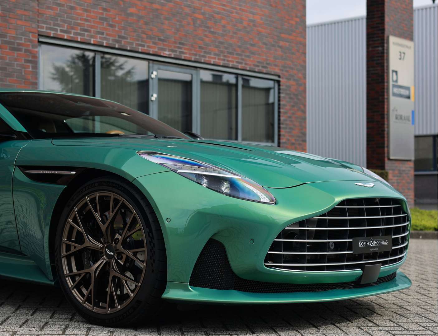 Aston Martin DB12 4.0 V8 - 2023 - Joinsteer - #8