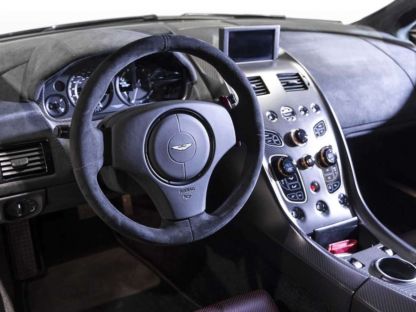 Aston Martin Vantage V12 GT12 - 2016 - Joinsteer - #4