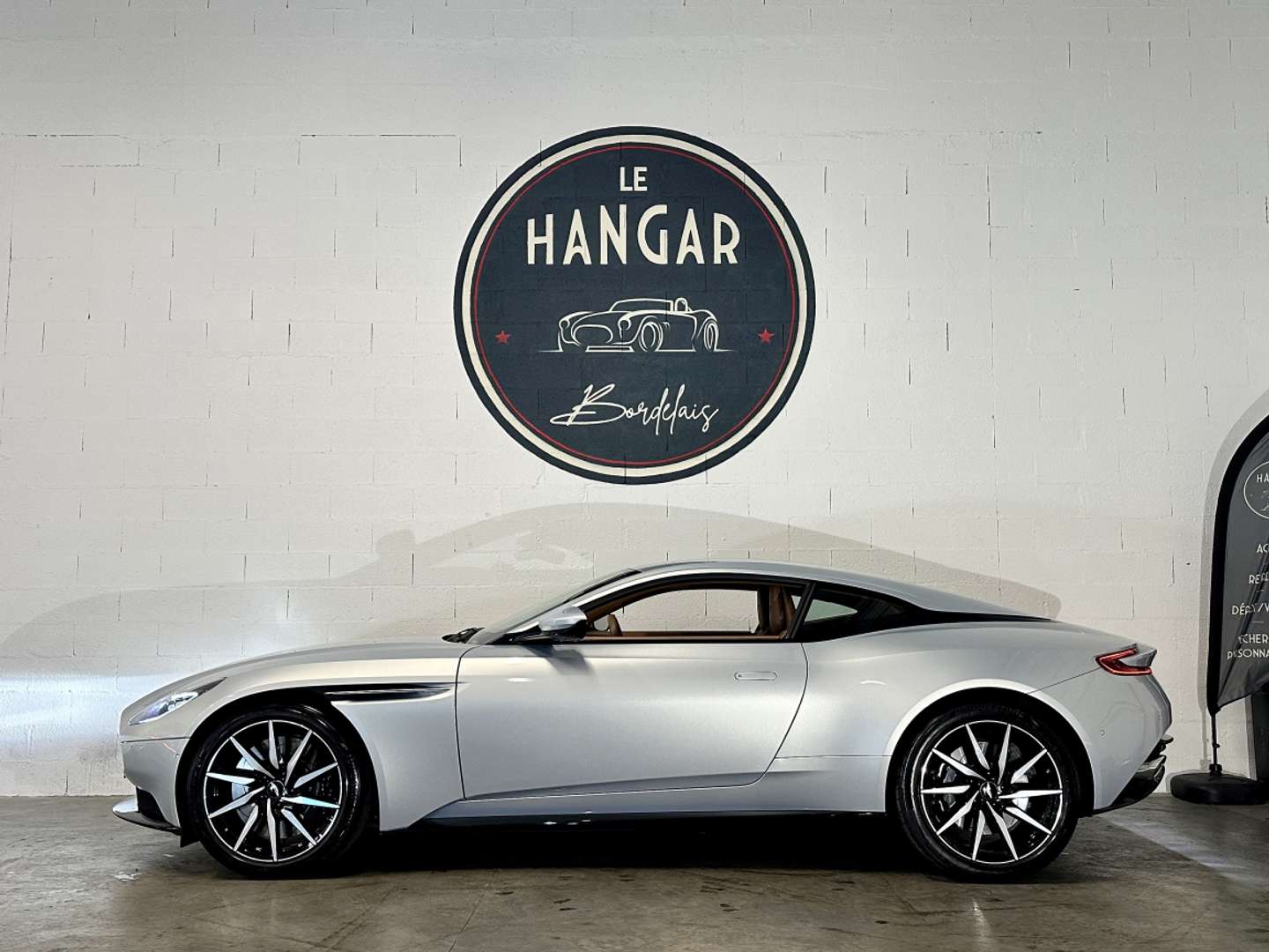 Aston Martin DB11 Coupé V8 4.0 510ch BVA8 - 2019 - Joinsteer - #11