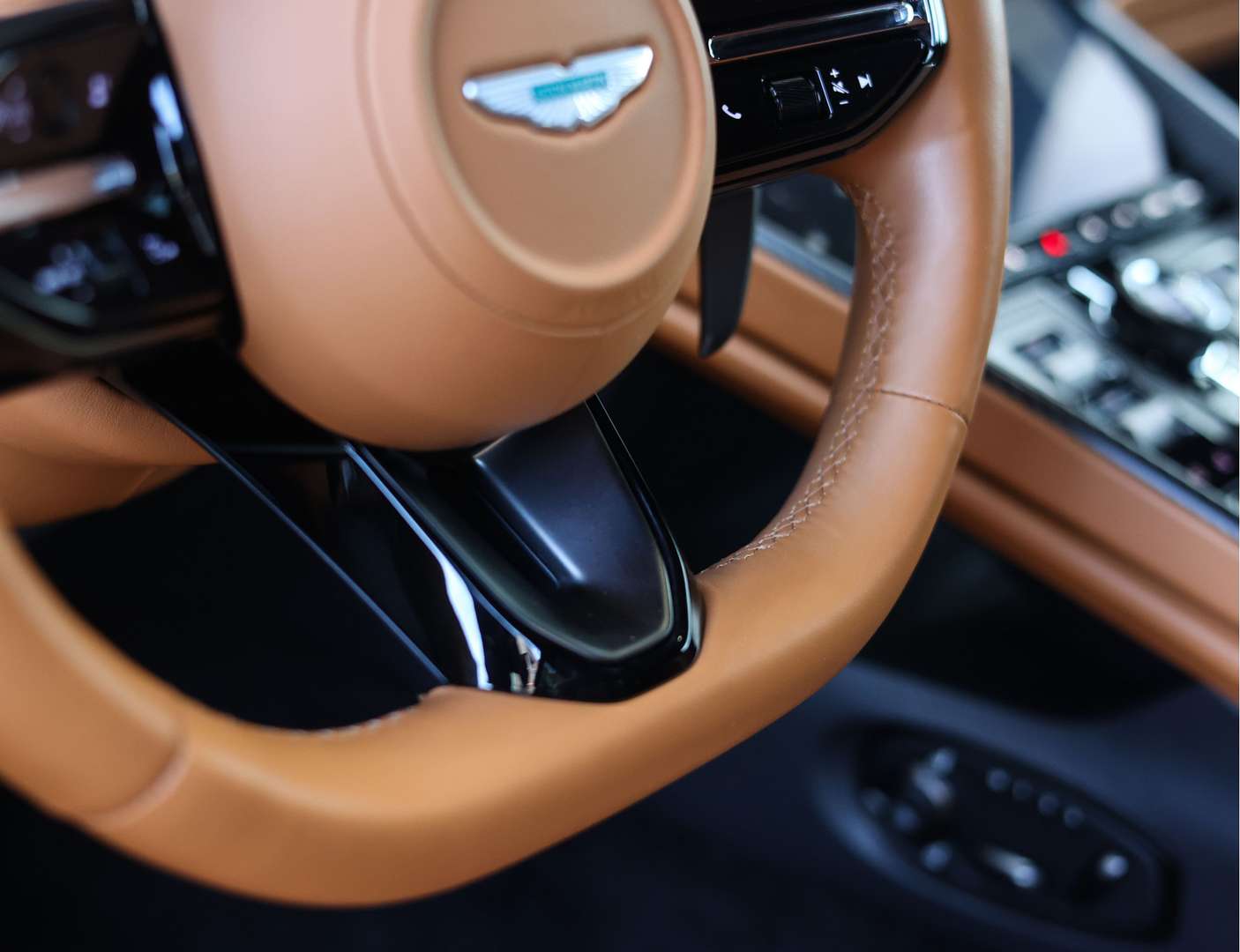 Aston Martin DB12 4.0 V8 - 2023 - Joinsteer - #36