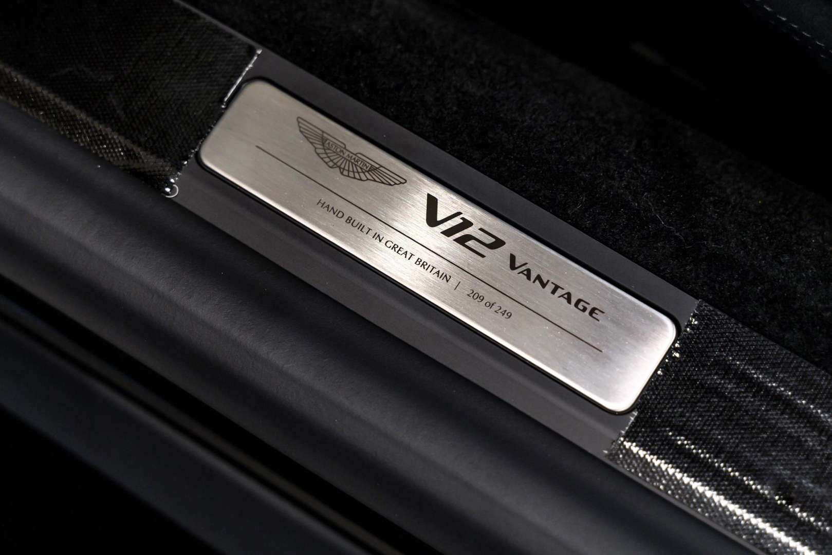 Aston Martin Vantage Roadster V12 - 2024 - Joinsteer - #15