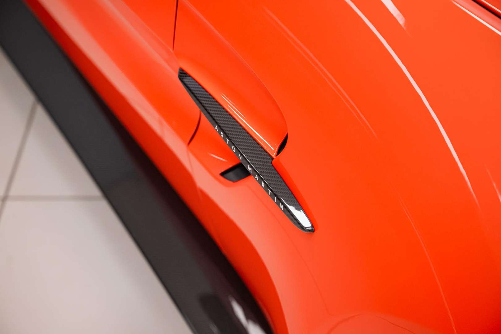 Aston Martin Vantage Coupe 25MY - 2025 - Joinsteer - #21